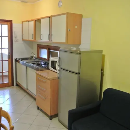 Fuer 6 Personen Ca 42 Qm In Bibione, Adriakueste Italien Und Umgebung - B63274 Apartamento *
