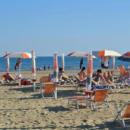 Διαμέρισμα Fuer 6 Personen Ca 42 Qm In Bibione, Adriakueste Italien Und Umgebung - B63274 *