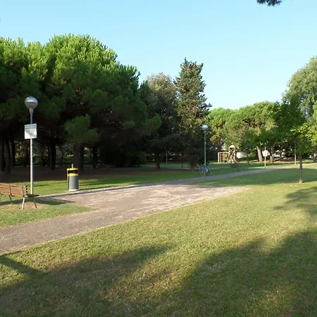Fuer 6 Personen Ca 42 Qm In Bibione, Adriakueste Italien Und Umgebung - B63274